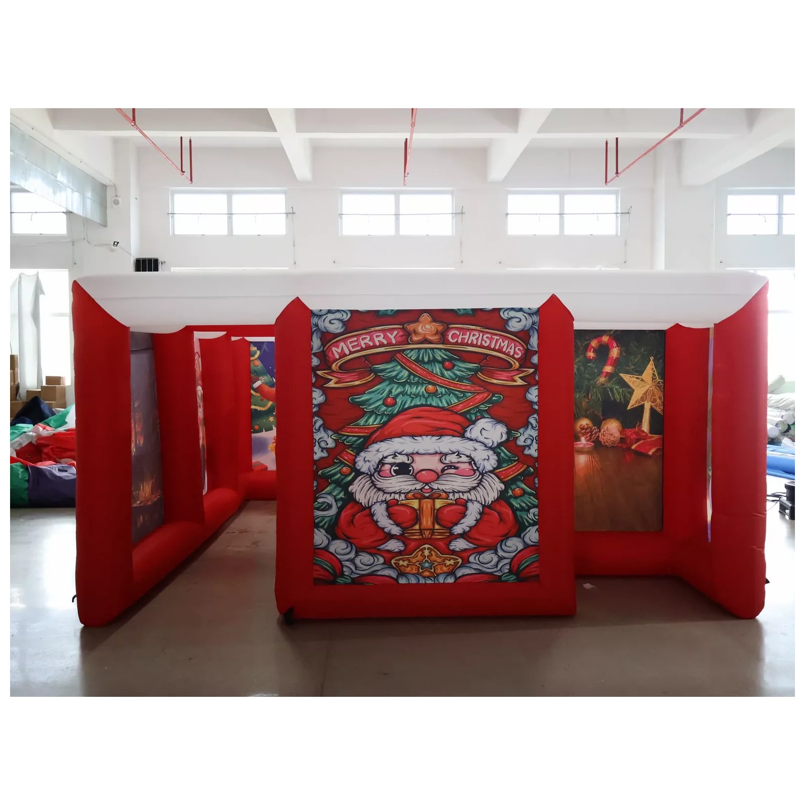 Labirinto Gonfiabile Rosso da  - Outdoor Adventure Rentals recensione e prezzo